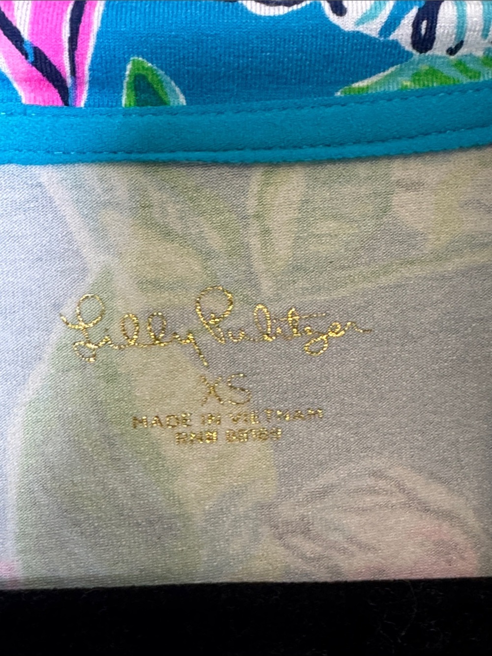 Lilly Pulitzer XS Floral Kangaroo Pocket Pullover Top Thumbhole Sleeves - Picture 2 of 9